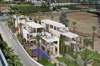 6 Bedroom Detached house in Tombs Of The Kings (Paphos) for sale 