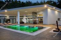 6 Bedroom Bungalow · Louvaras (Limassol) to rent 