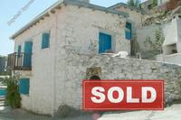 1 Bedroom Semi-detached house · Dierona (Limassol) for sale 
