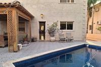 4 Bedroom Detached house in Agios Athanasios (Limassol) for sale 