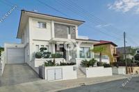 5 Bedroom Detached house · Agios Athanasios (Limassol) for sale 