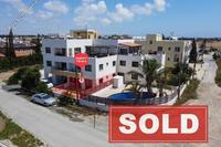 2 Bedroom Ground floor apartment · Pervolia (Larnaca) for sale 