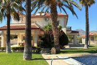 6 Bedroom Detached house in Kolossi (Limassol) for sale 