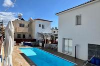 2 Bedroom Detached house · Kato Paphos Universal (Paphos) for sale 