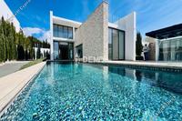 5 Bedroom Detached house in Saint George Peyia (Paphos) for sale 