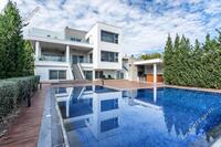 6 Bedroom Detached house · Agia Fyla (Limassol) for sale 