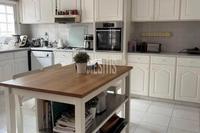 3 Bedroom Detached house in Strovolos (Nicosia) for sale 