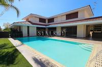 5 Bedroom Detached house in Strovolos (Nicosia) for sale 