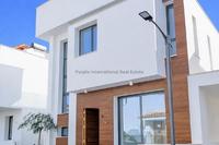 4 Bedroom Detached house in Dromolaxia (Larnaca) for sale 