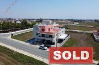 2 Bedroom Penthouse in Pervolia (Larnaca) for sale 