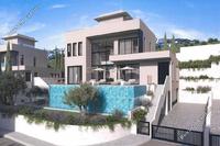 4 Bedroom Detached house in Parekklisia (Limassol) for sale 