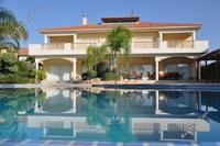 5 Bedroom Detached house in Dekeleia (Larnaca) to rent 