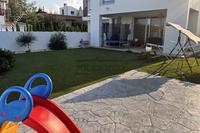 4 Bedroom Detached house · Palaiometocho (Nicosia) for sale 