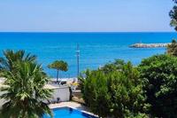2 Bedroom Apartment in Mackenzie (Larnaca) to rent 