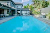 5 Bedroom Detached house in Agios Athanasios (Limassol) for sale 