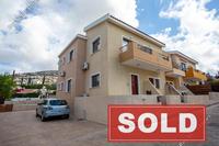3 Bedroom End town house in Peyia (Paphos) for sale 