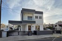 3 Bedroom Semi-detached house · Kato Polemidia (Limassol) for sale 