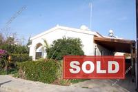 2 Bedroom Bungalow · Emba (Paphos) for sale 