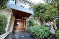 5 Bedroom Detached house in Mesa Gitonia (Limassol) for sale 