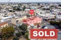 4 Bedroom Entire floor apartment · Xylofagou (Larnaca) for sale 