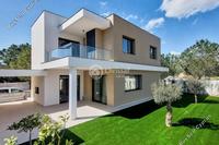 4 Bedroom Detached house in Agios Tychonas (Limassol) to rent 