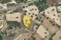2040 SQM Land in Skarinou (Larnaca) for sale 