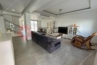 5 Bedroom Linked detached house · Oroklini (Larnaca) to rent 