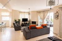 4 Bedroom Entire floor apartment · Acropolis (Nicosia) for sale 
