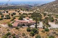 5 Bedroom Detached house · Agios Athanasios (Limassol) for sale 