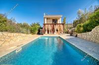 2 Bedroom Detached house in Akrounta (Limassol) to rent 