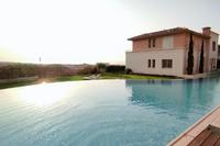 3 Bedroom Penthouse in Tombs Of The Kings (Paphos) for sale 