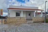 2 Bedroom Bungalow in Kathikas (Paphos) for sale 