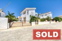 4 Bedroom Detached house in Pernera (Famagusta) for sale 
