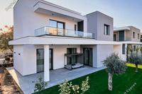 4 Bedroom Detached house · Agios Tychonas (Limassol) to rent 