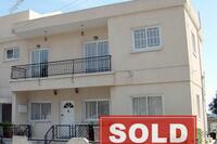 3 Bedroom Entire floor apartment · Oroklini (Larnaca) for sale 