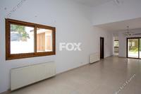 4 Bedroom Detached house in Moniatis (Limassol) for sale 