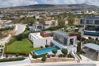 5 Bedroom Detached house in Sea Caves Peyia (Paphos) for sale 