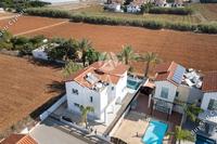 4 Bedroom Detached house · Agia Triada (Famagusta) to rent 