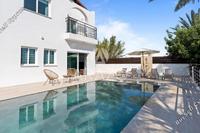 4 Bedroom Detached house in Agia Triada (Famagusta) to rent 
