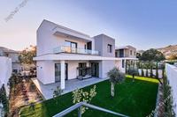 4 Bedroom Detached house · Agios Tychonas (Limassol) to rent 