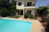 3 Bedroom Detached house in Souni Zanakia (Limassol) to rent 