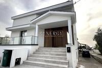 4 Bedroom Detached house in Paphos Municipality (Paphos) to rent 