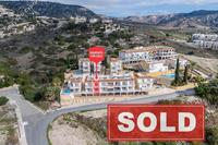 3 Bedroom Town house in Peyia (Paphos) for sale 