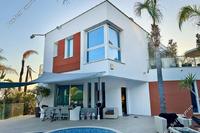 6 Bedroom Detached house in Kalogiroi (Limassol) for sale 