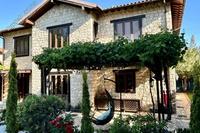 5 Bedroom Detached house · Souni Zanakia (Limassol) for sale 