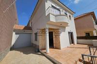 4 Bedroom Detached house in Ypsonas (Limassol) to rent 