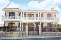 6 Bedroom Detached house in Agia Fyla (Limassol) for sale 
