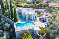 4 Bedroom Bungalow in Latsi (Paphos) for sale 