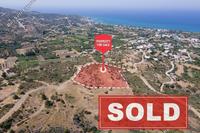 10580 SQM Land · Kato Pyrgos (Nicosia) for sale 