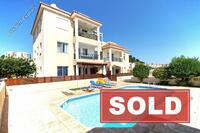 2 Bedroom Ground floor apartment · Kato Paphos (Paphos) for sale 